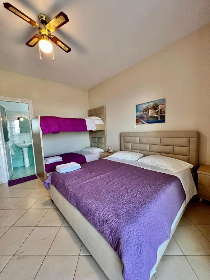 J&B Rooms Дермі Екстер'єр фото