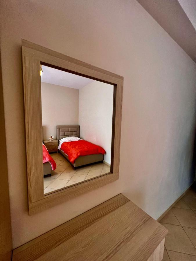 J&B Rooms Дермі Екстер'єр фото